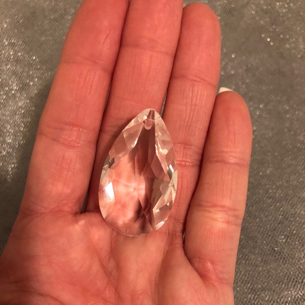 Crystals - Picture 2 of 5